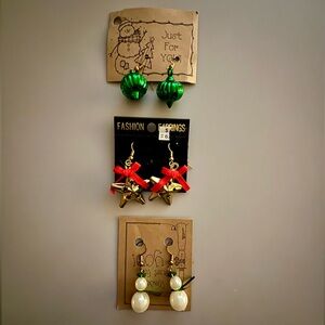 VINTAGE Christmas Earring Set of 3-Green,Red,Pearl,gold -Wearable/collectable